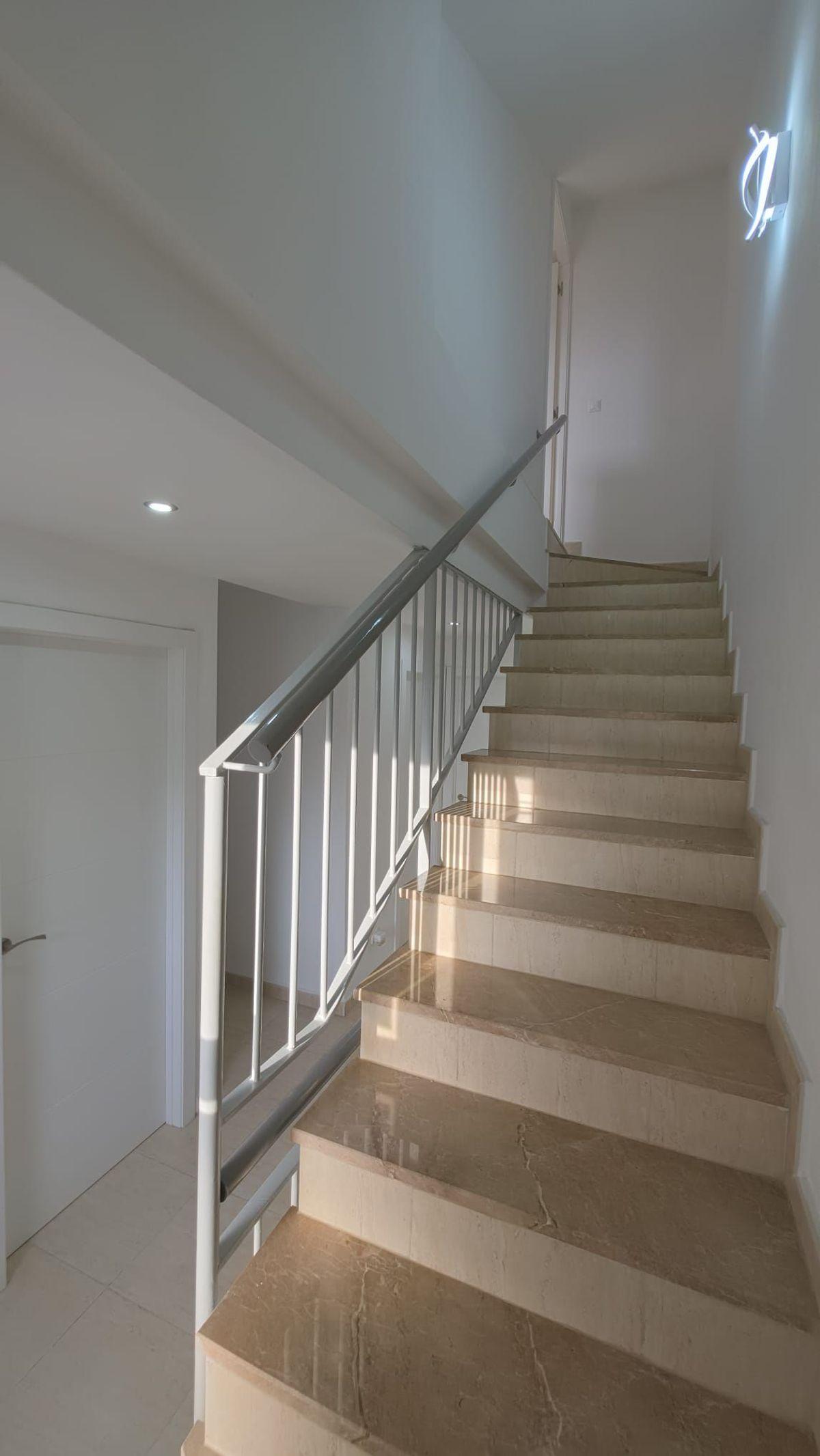 Townhouse en Venta en Calle Poeta Alfonso Canales - 7