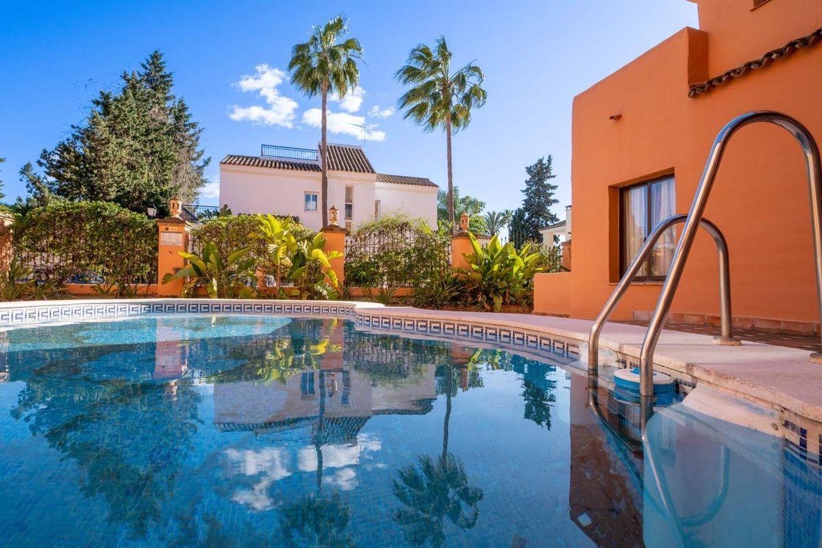 Piso en Venta en Calle de la Rosa - 18