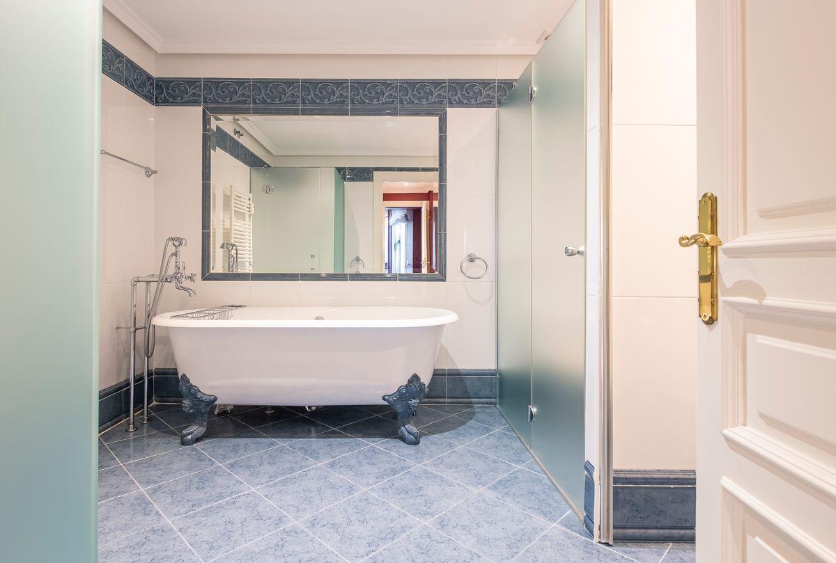 Piso en Venta en Calle Velázquez - 38