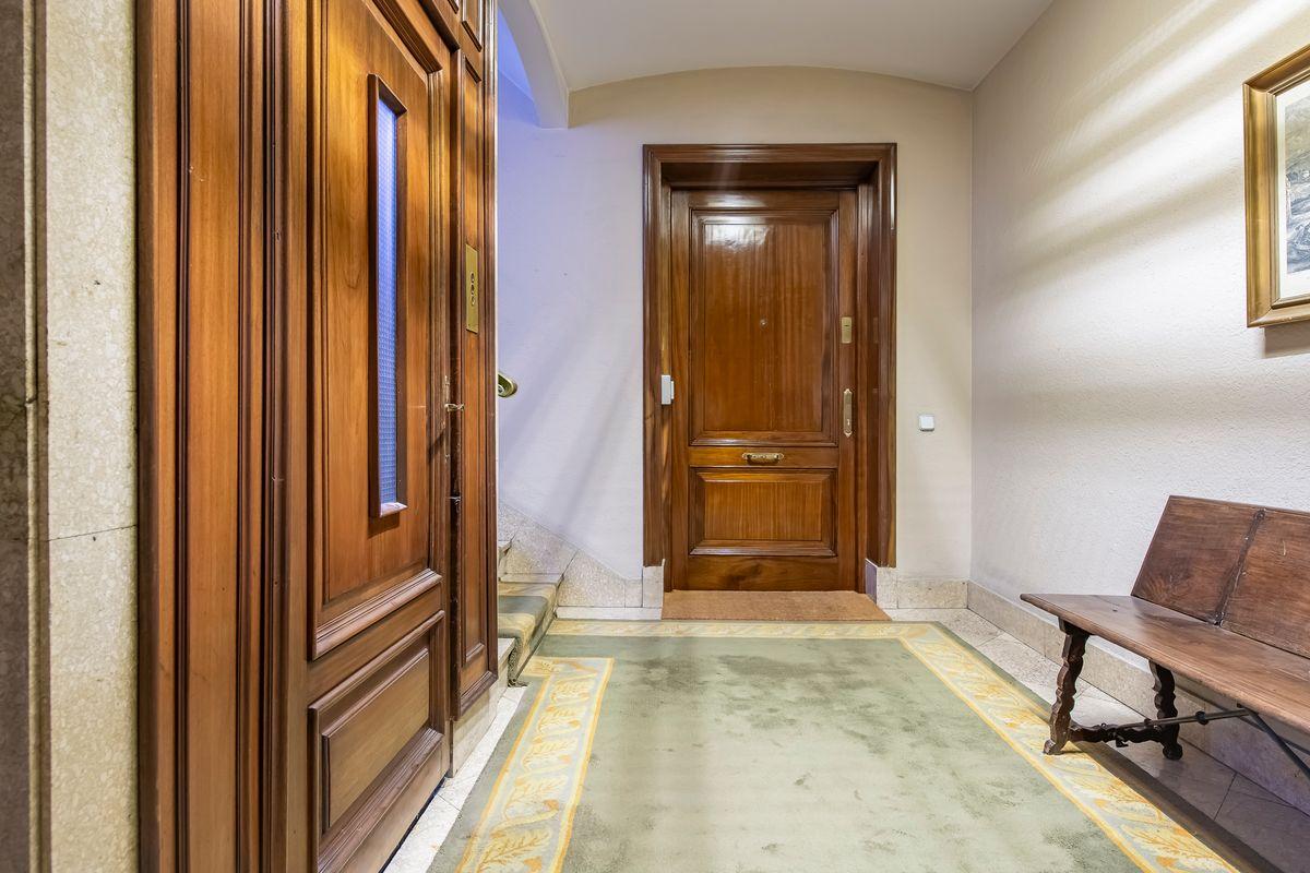 Piso en Venta en Calle Velázquez - 54