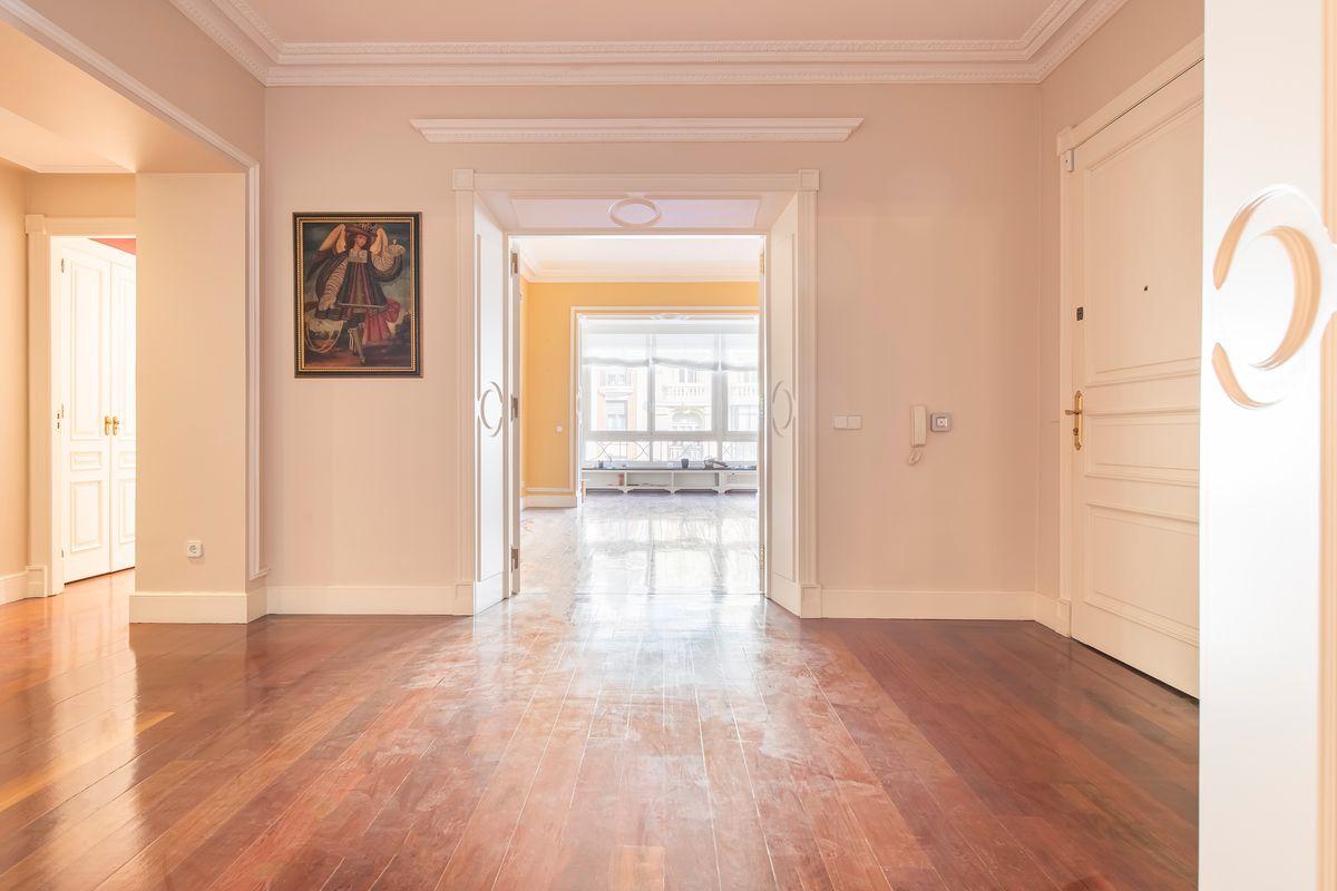 Piso en Venta en Calle Velázquez - 17