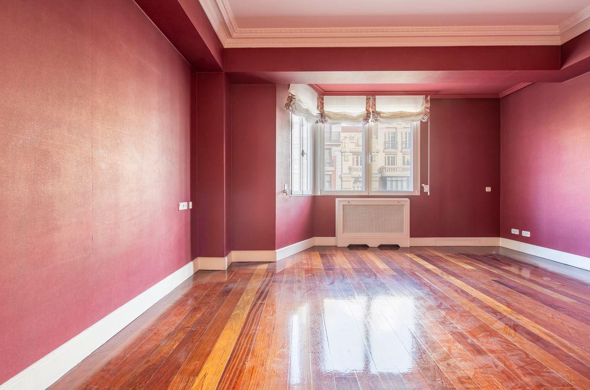 Piso en Venta en Calle Velázquez - 35