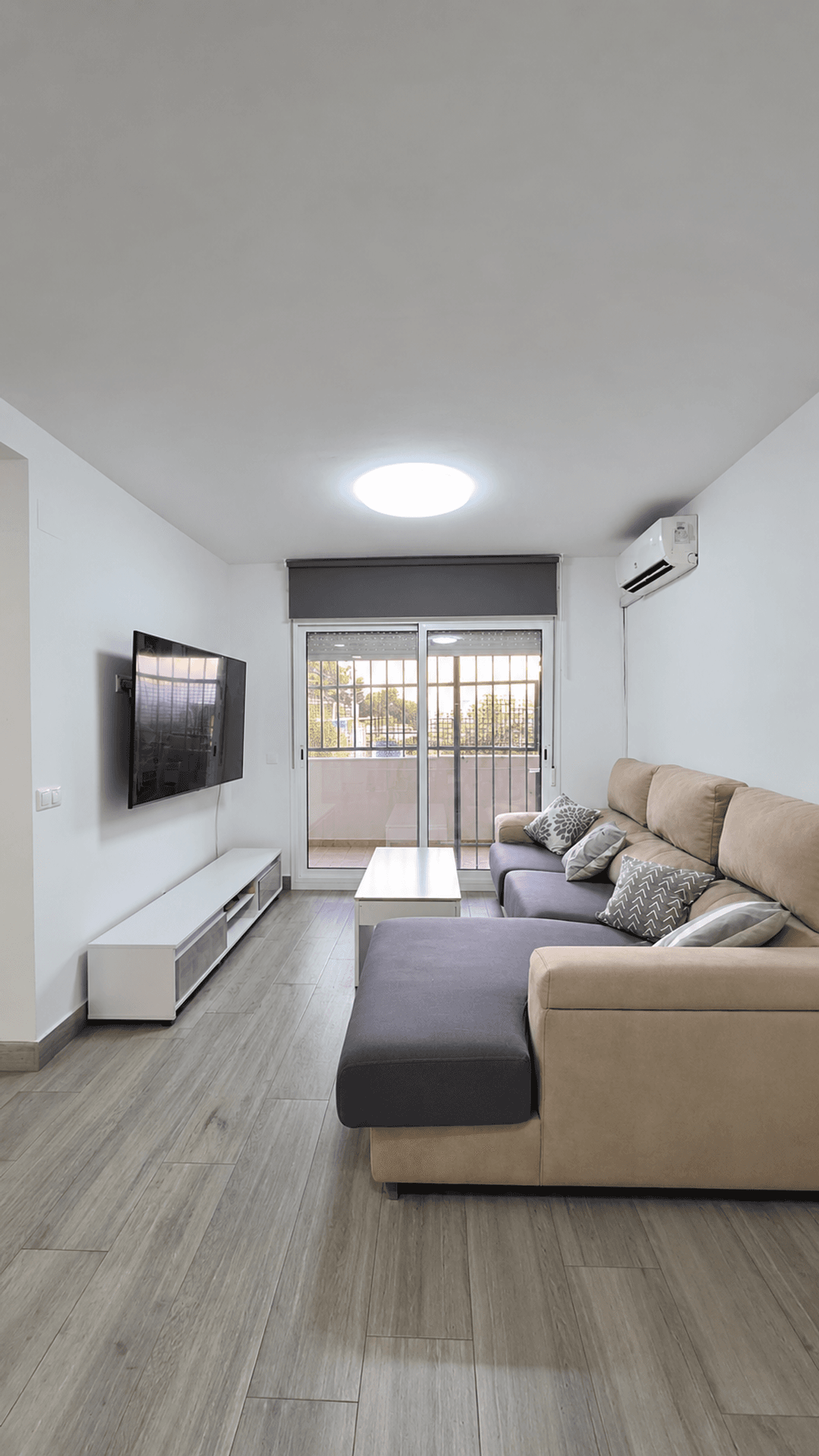Townhouse en Venta en Calle Poeta Alfonso Canales - 2