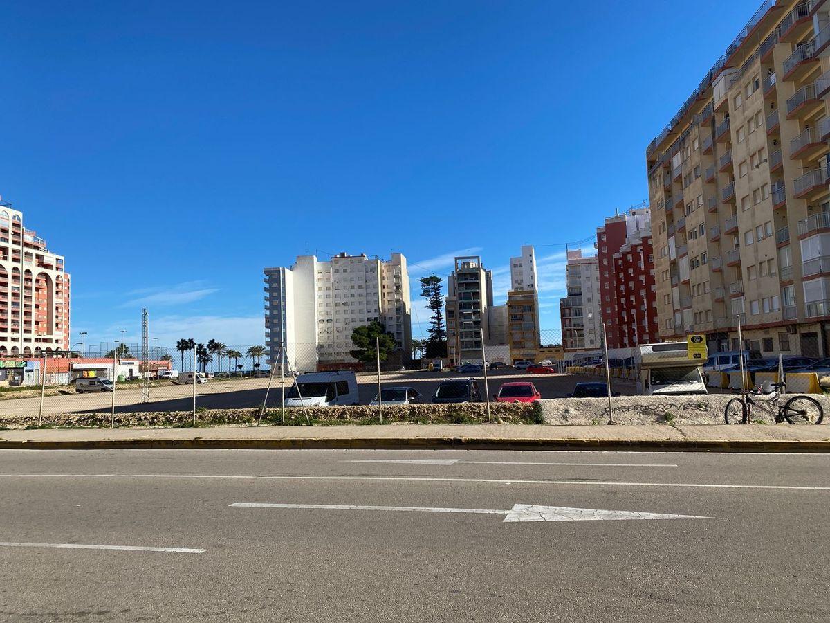 Local en Venta en Carrer Josep Burguera - 15