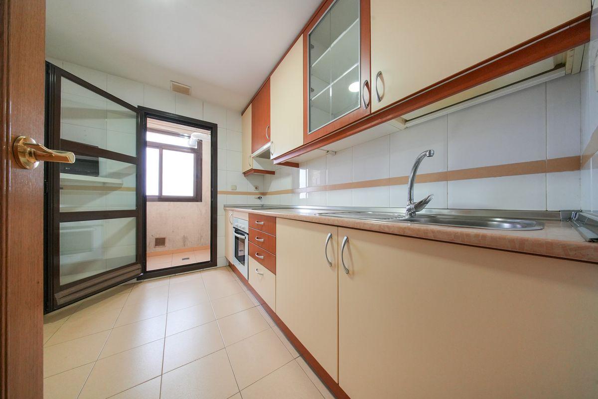 Piso en Venta en Calle Coslada - 10
