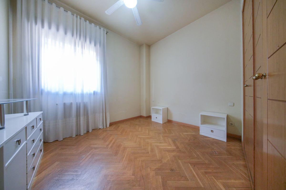 Piso en Venta en Calle Coslada - 6