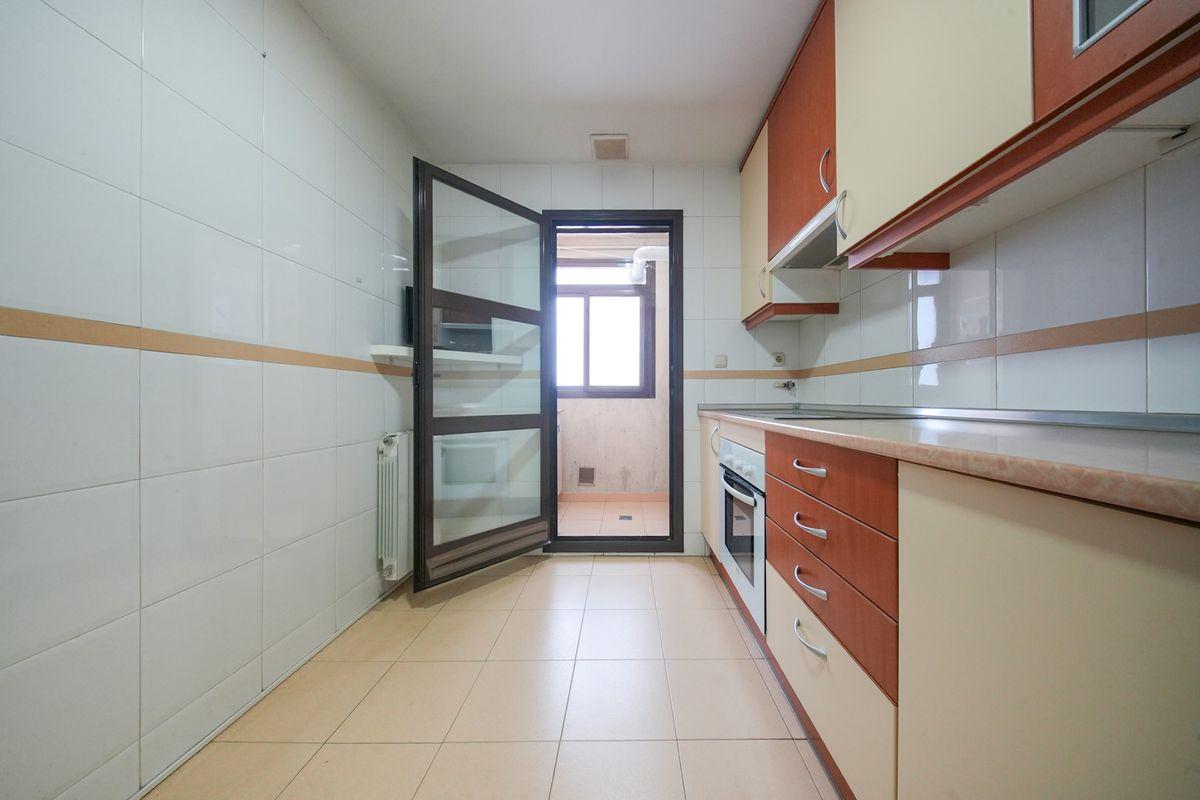 Piso en Venta en Calle Coslada - 11