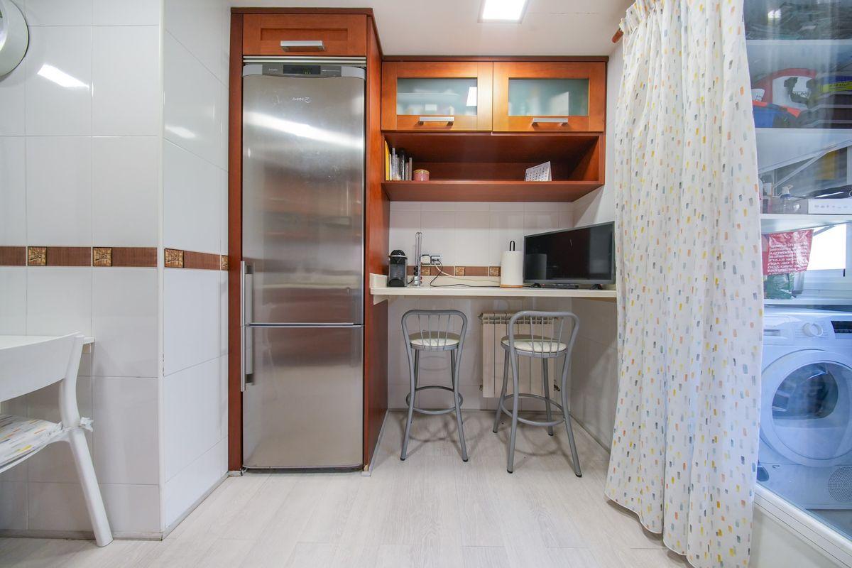 Piso en Venta en Calle del Planeta Urano - 7