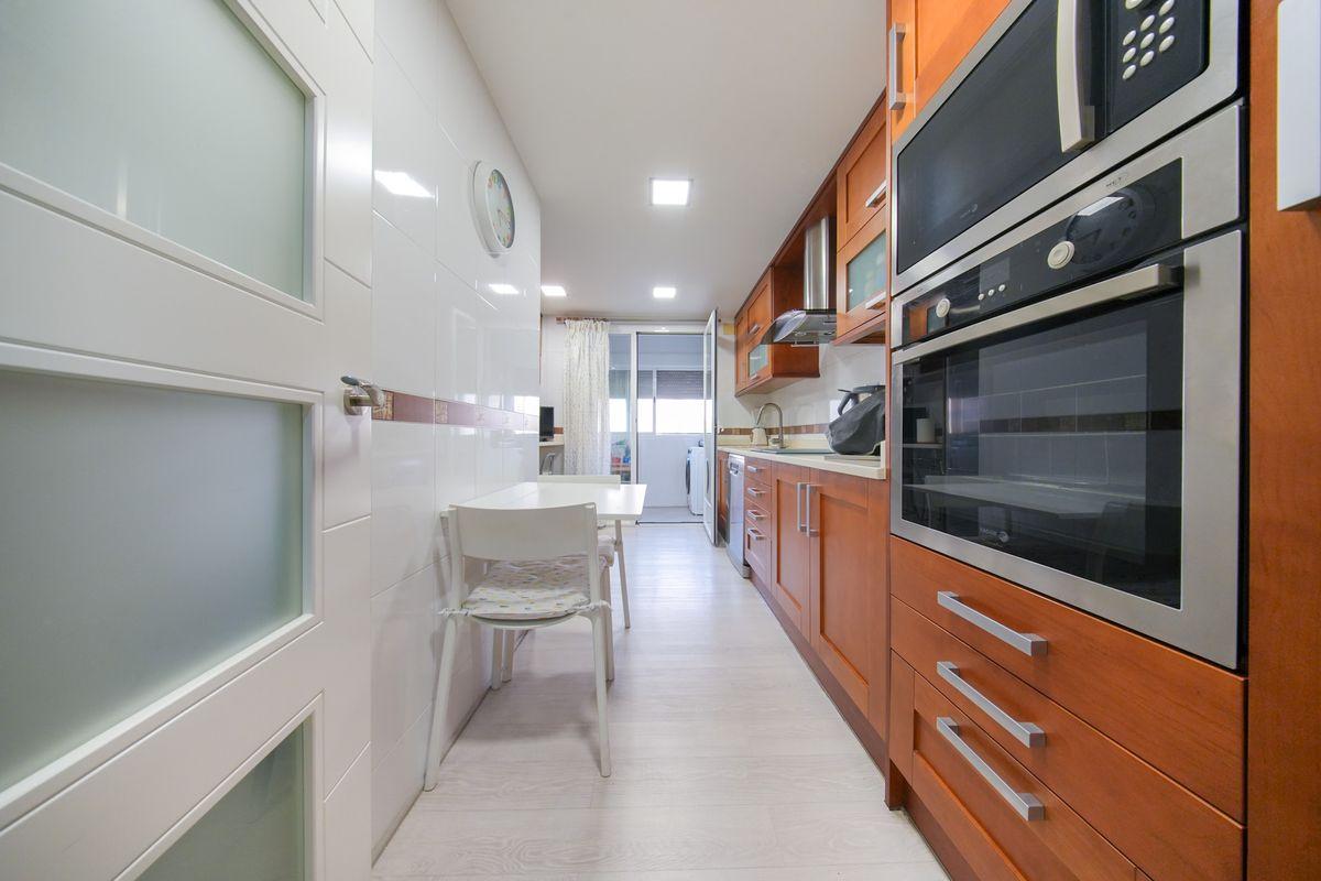 Piso en Venta en Calle del Planeta Urano - 6