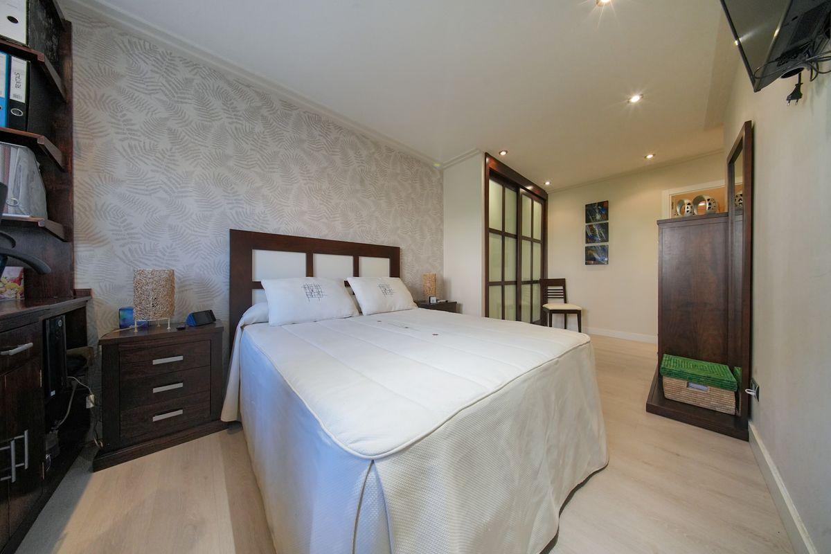 Piso en Venta en Calle del Planeta Urano - 4