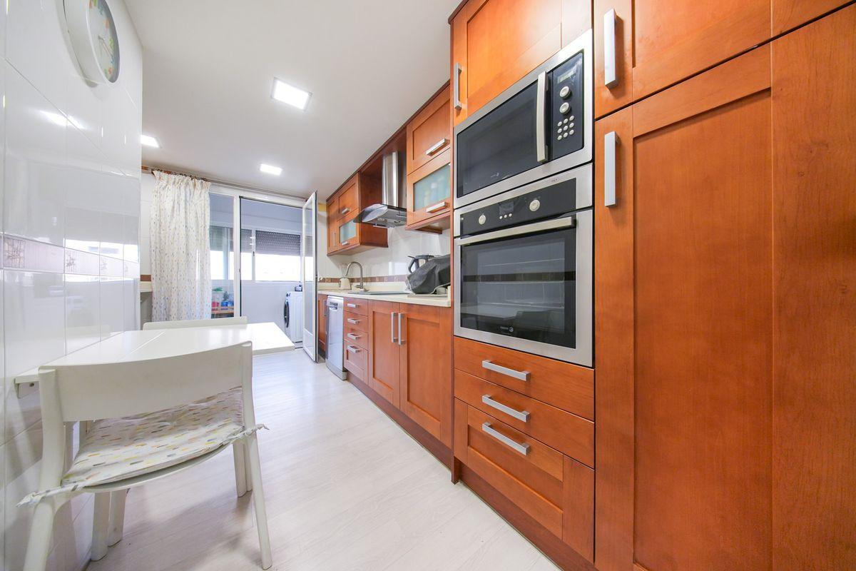 Piso en Venta en Calle del Planeta Urano - 2