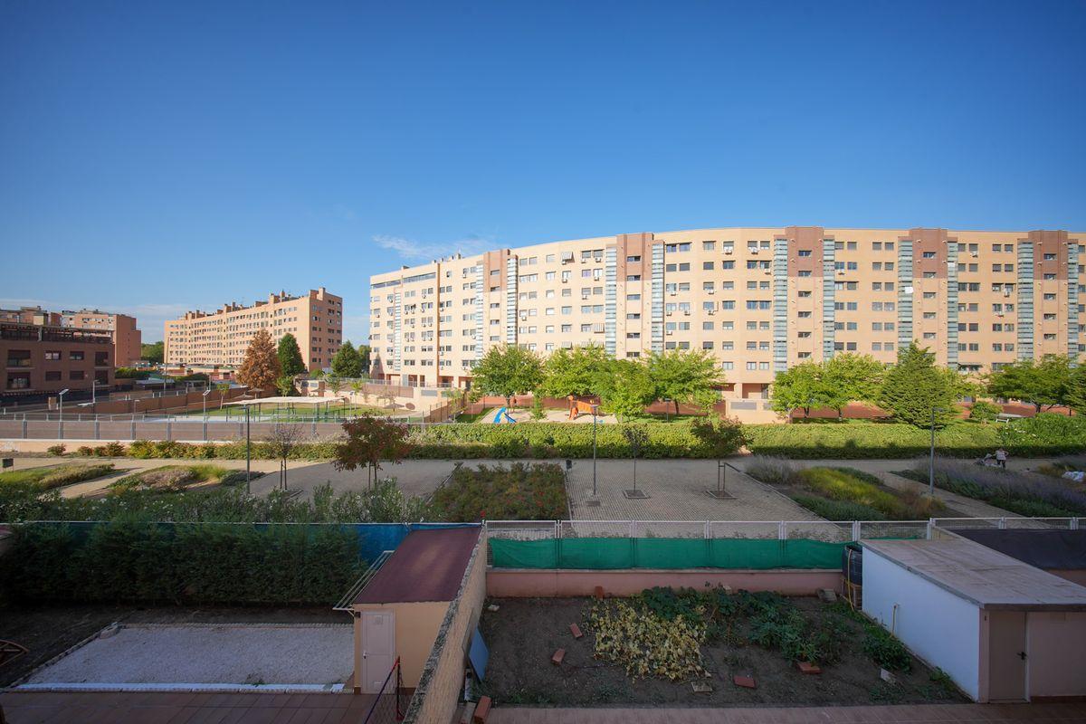 Piso en Venta en Calle del Planeta Urano - 1
