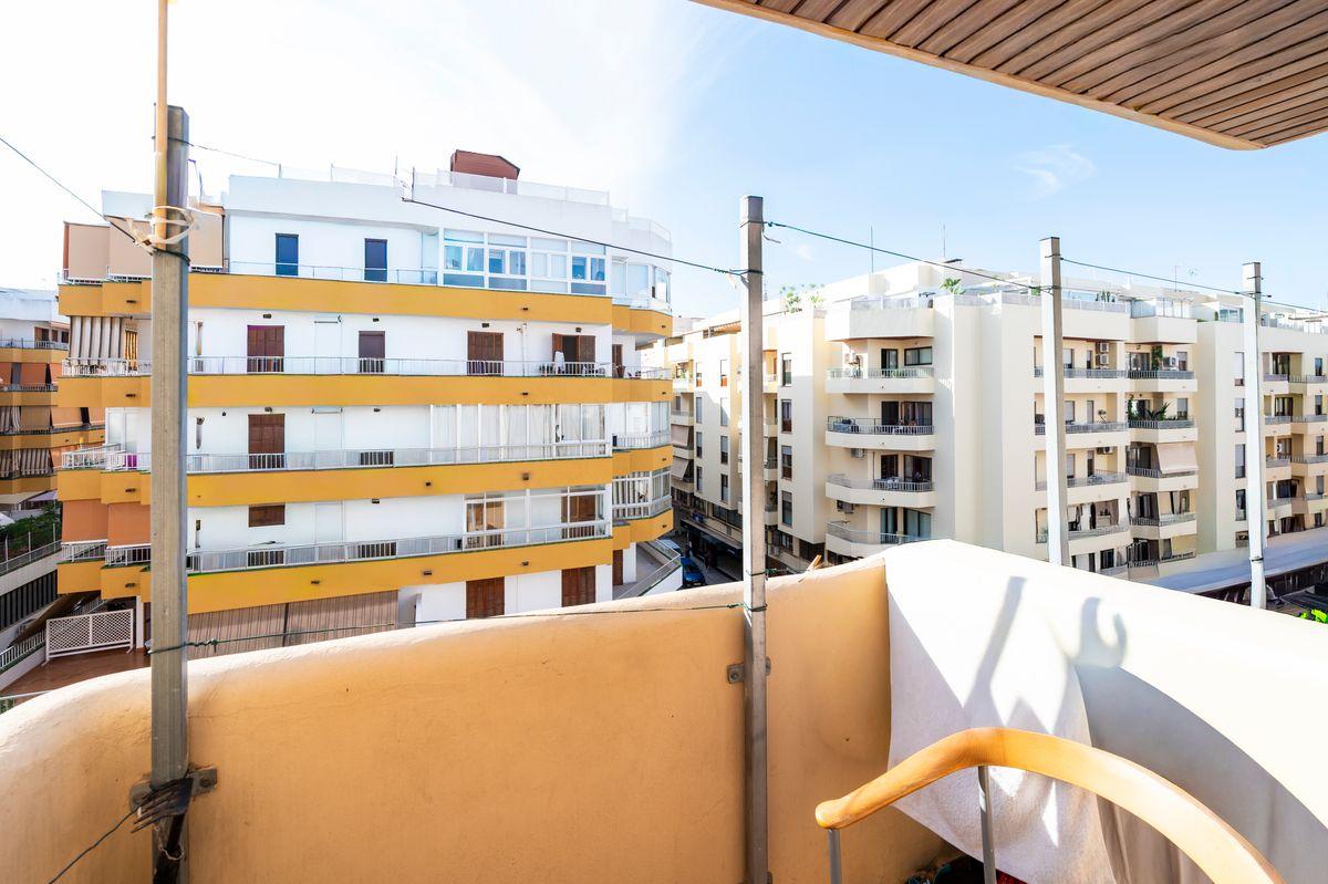 Piso en Venta en Avinguda d'Isidor Macabich - 15
