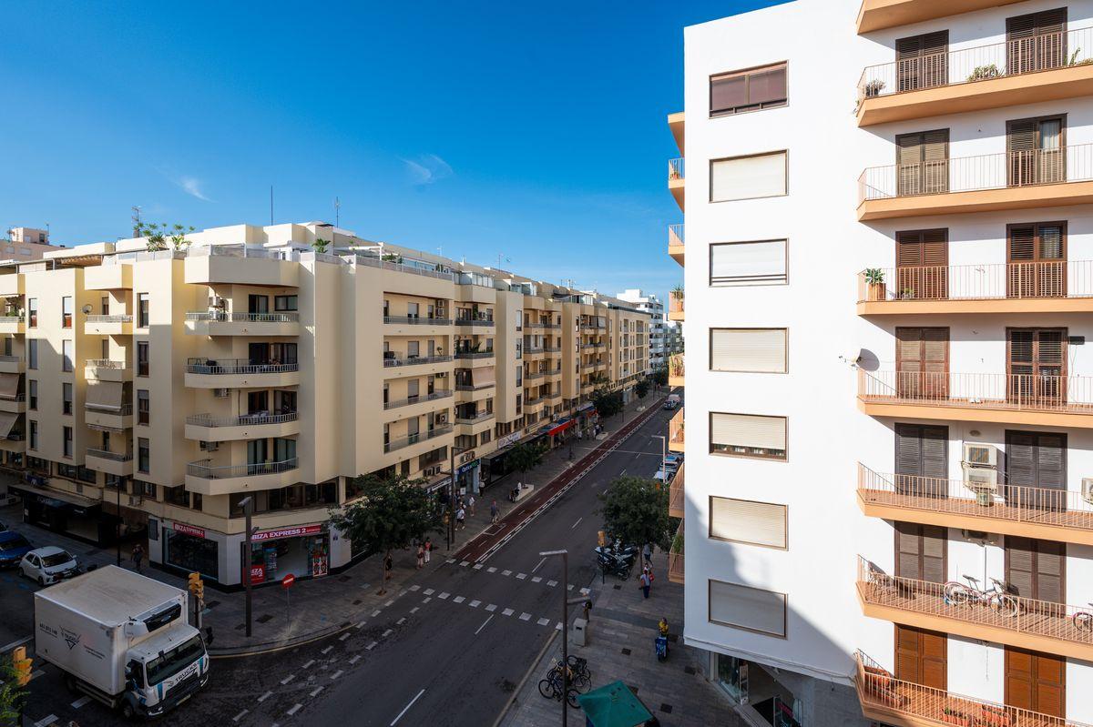 Piso en Venta en Avinguda d'Isidor Macabich - 14