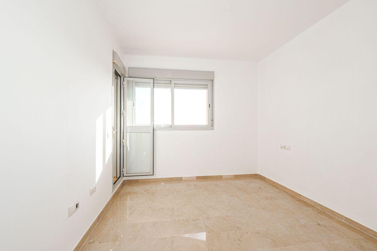 Piso en Venta en Calle Ares - 26