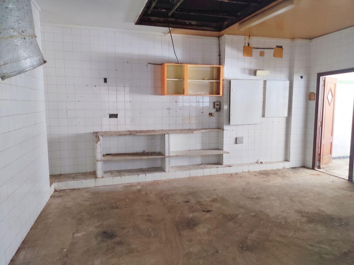 Local en Venta en Carrer Josep Burguera - 9