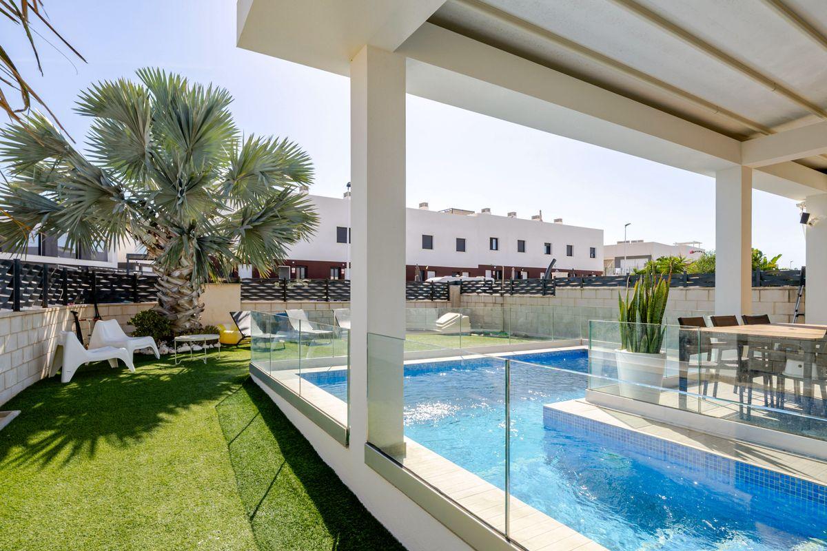 Townhouse en Venta en Calle Malta - 33