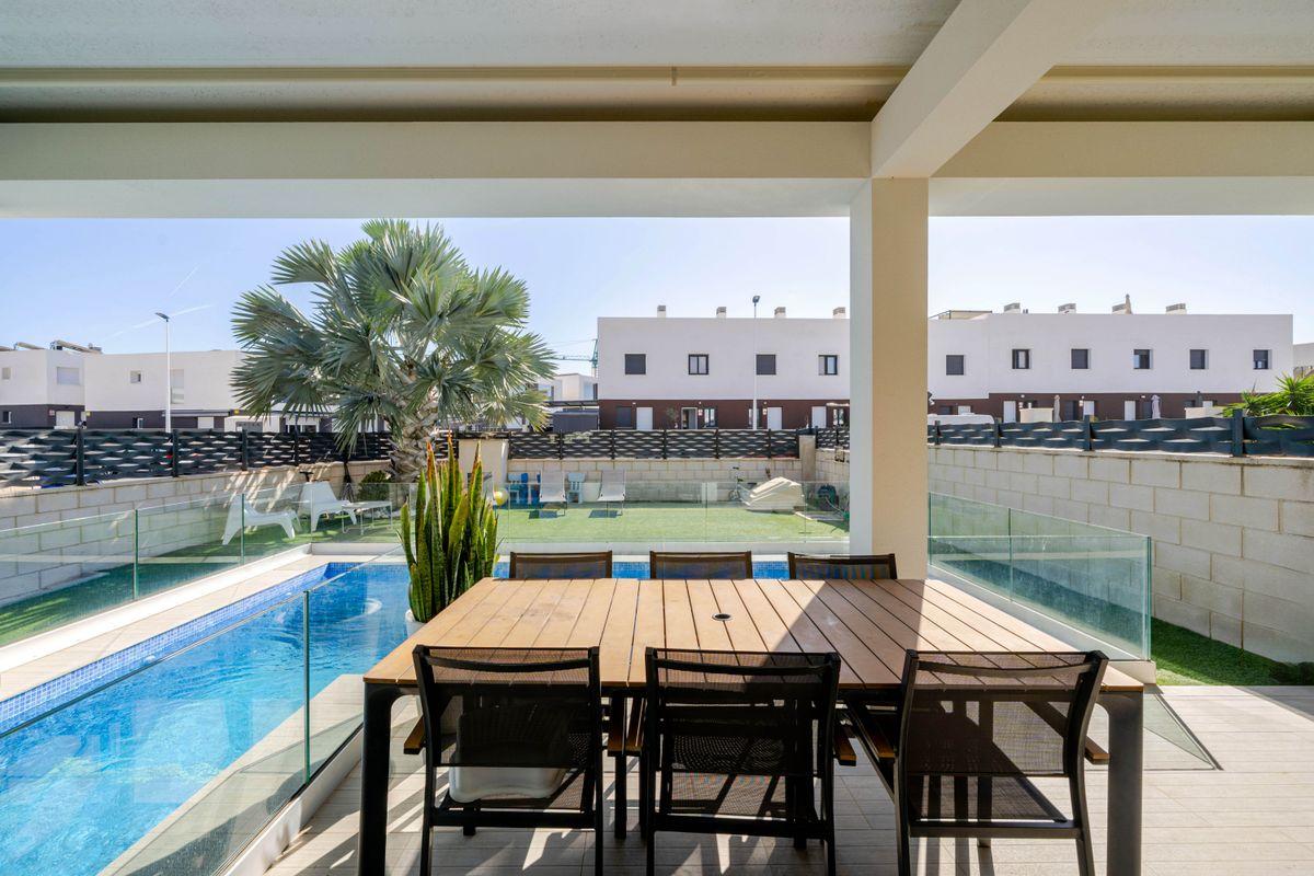 Townhouse en Venta en Calle Malta - 31
