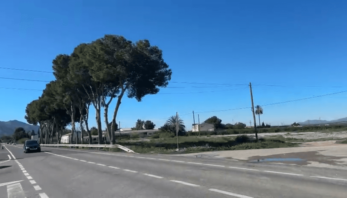 Parcela Comercial en Venta en Cox - 6