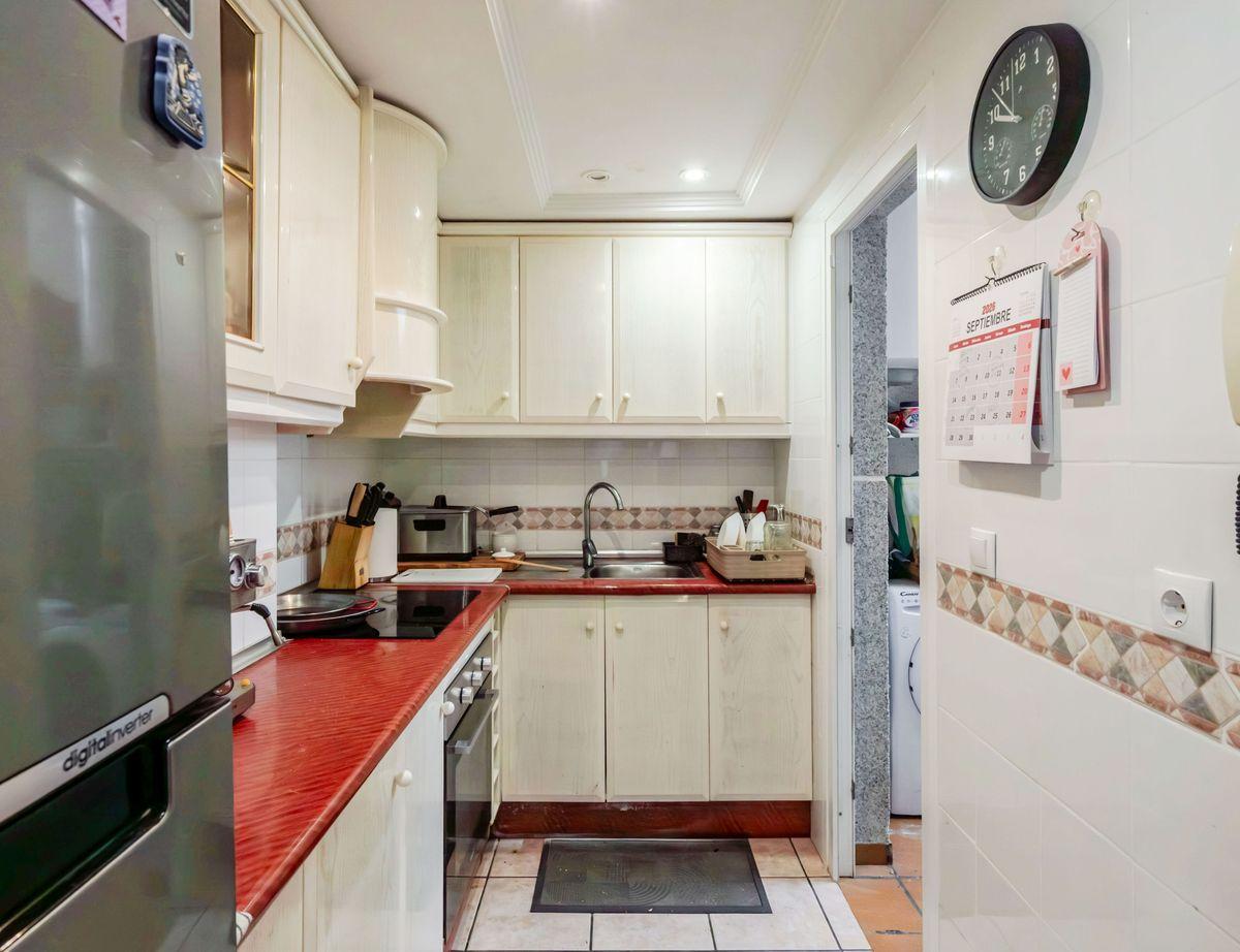 Casa Adosada en Venta en Calle Talía 4 - 10