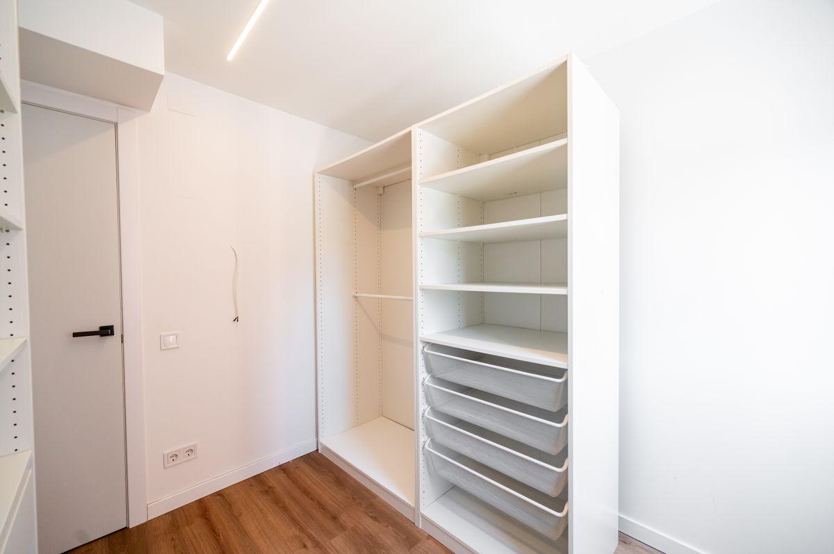 Piso en Venta en Carrer de l'Onyar - 18
