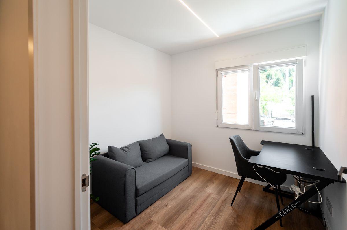 Piso en Venta en Carrer de l'Onyar - 19