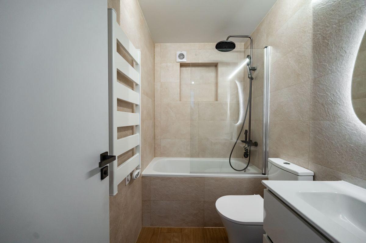 Piso en Venta en Carrer de l'Onyar - 24