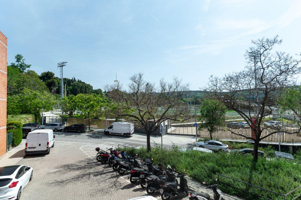 Piso en Venta en Carrer de l'Onyar - 27