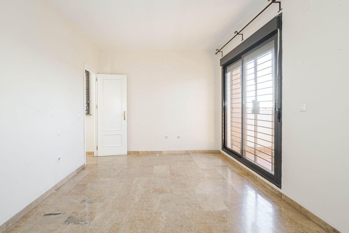 Casa en Venta en Calle Doñana - 21