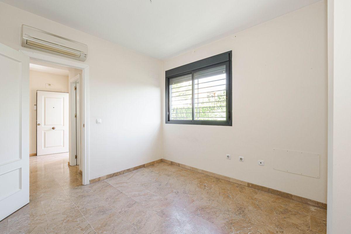 Casa en Venta en Calle Doñana - 17
