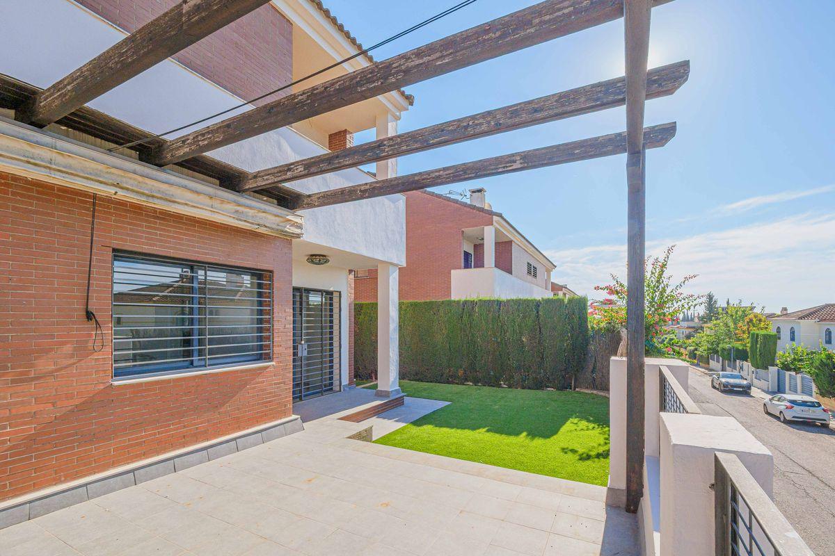 Casa en Venta en Calle Doñana - 37