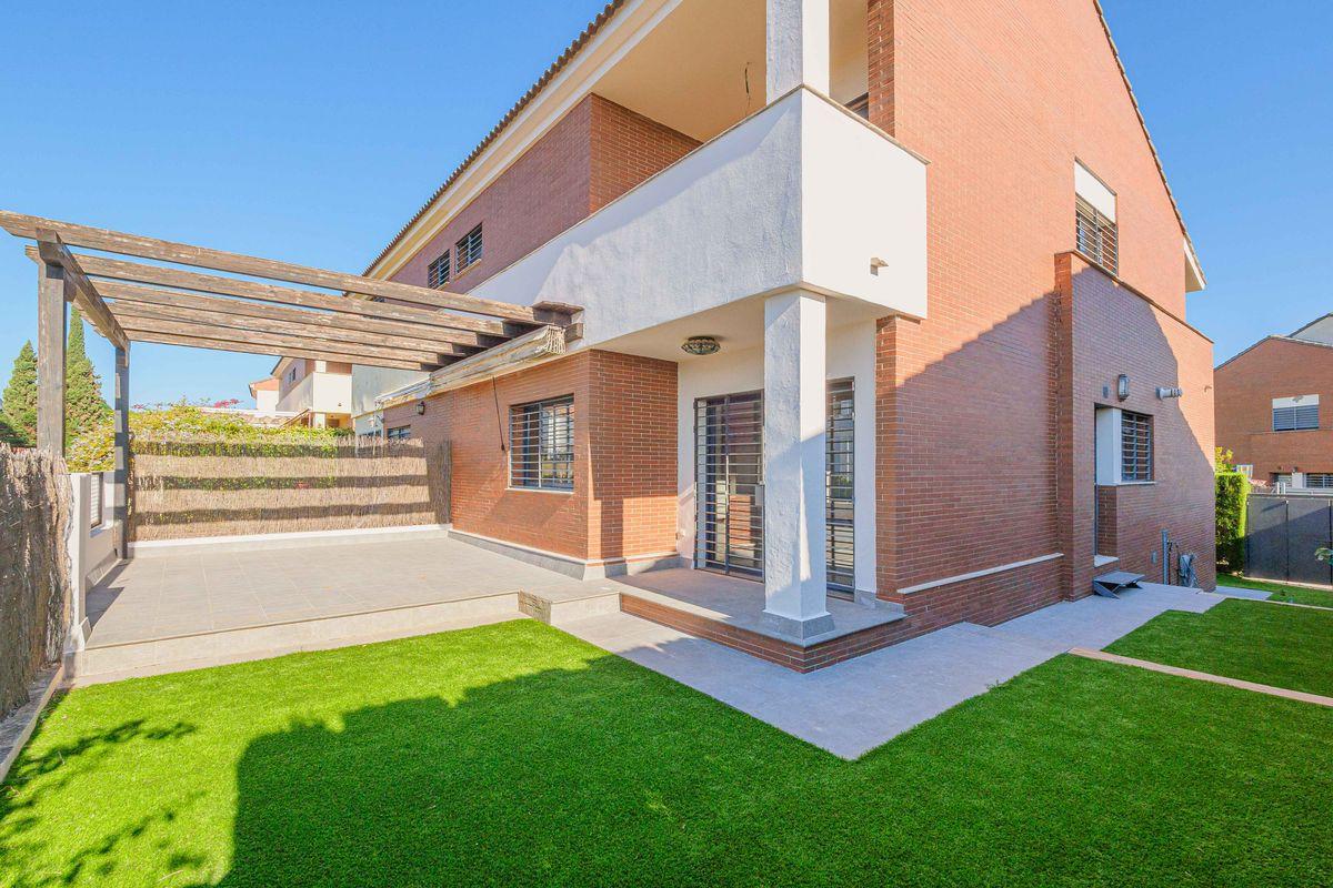 Casa en Venta en Calle Doñana - 36
