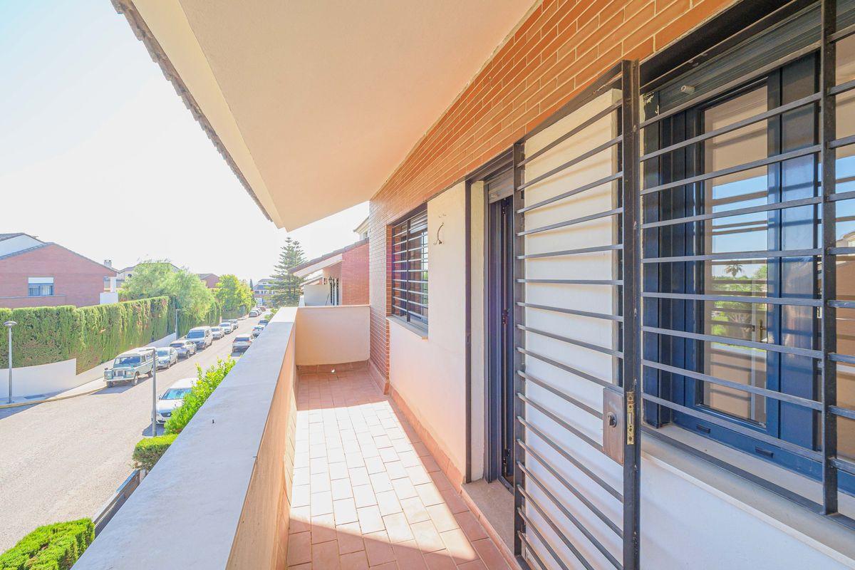 Casa en Venta en Calle Doñana - 33