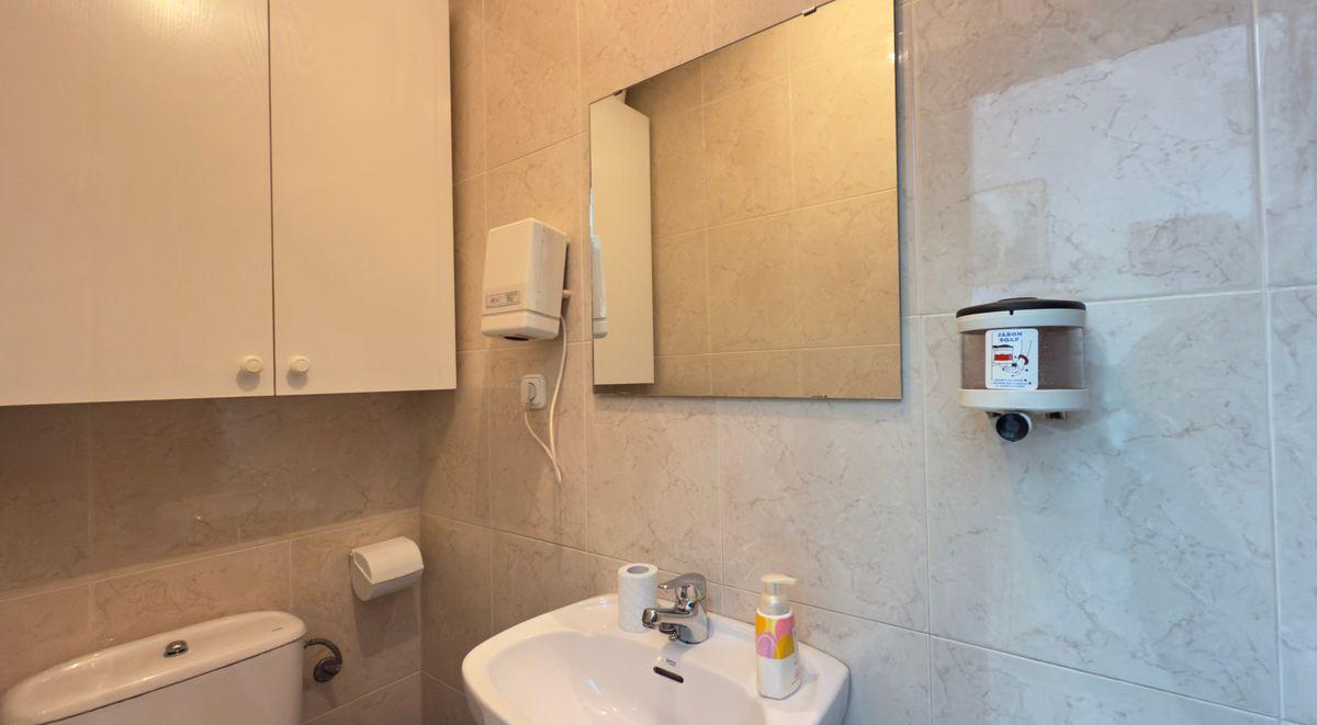 Local en Venta en Calle Carreteros - 11