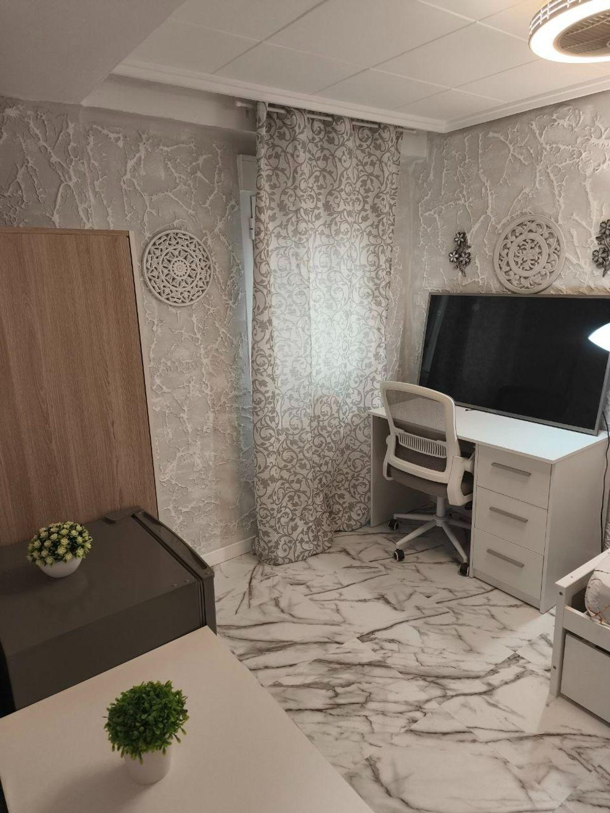 Piso en Venta en Carrer de Vicent Lladró Sena - 11