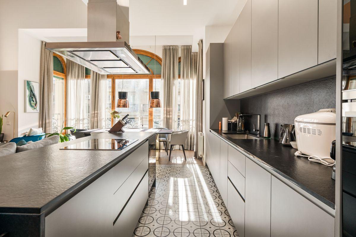 Piso en Venta en Carrer de Casp - 5