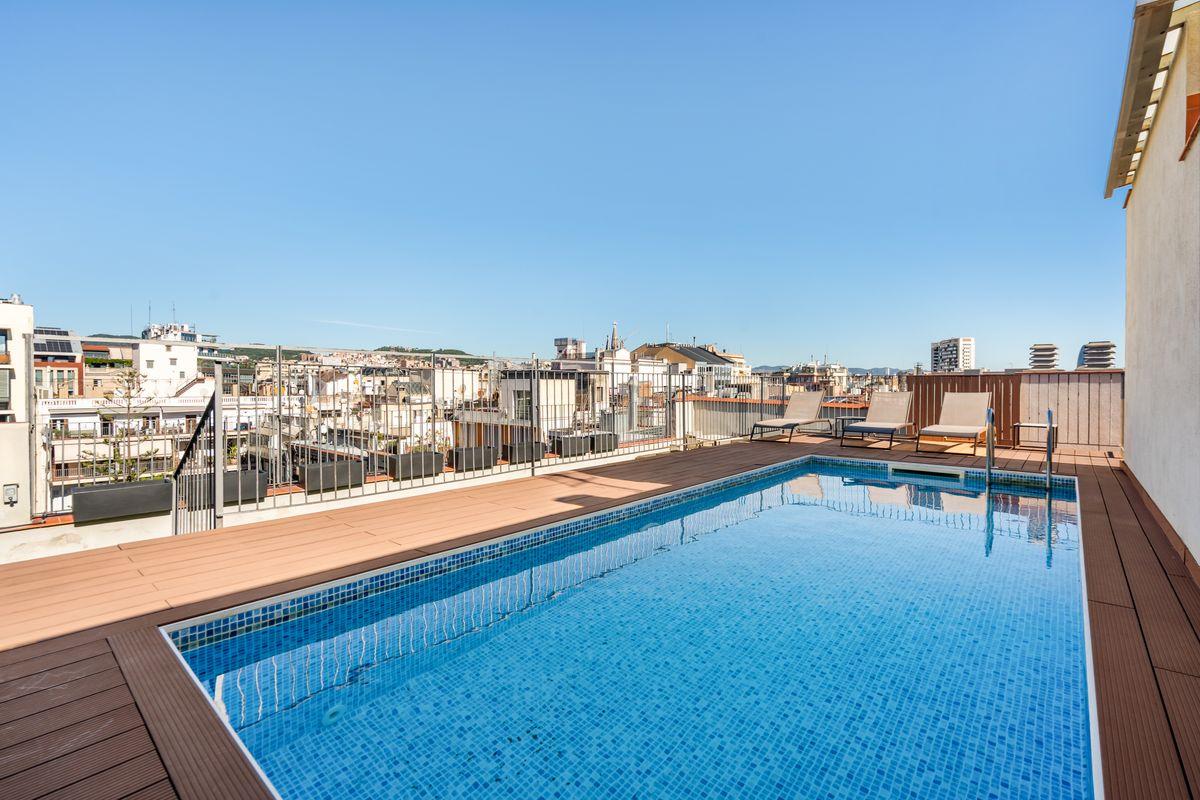 Piso en Venta en Carrer de Casp - 1