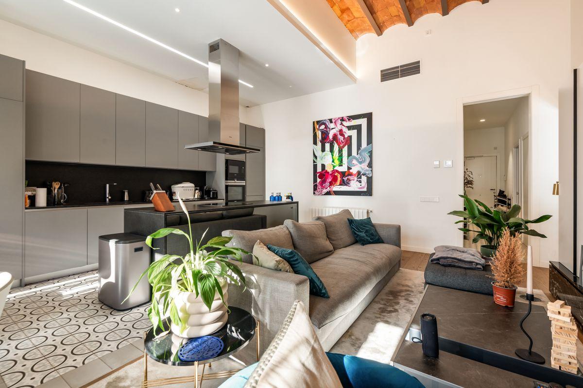 Piso en Venta en Carrer de Casp - 12