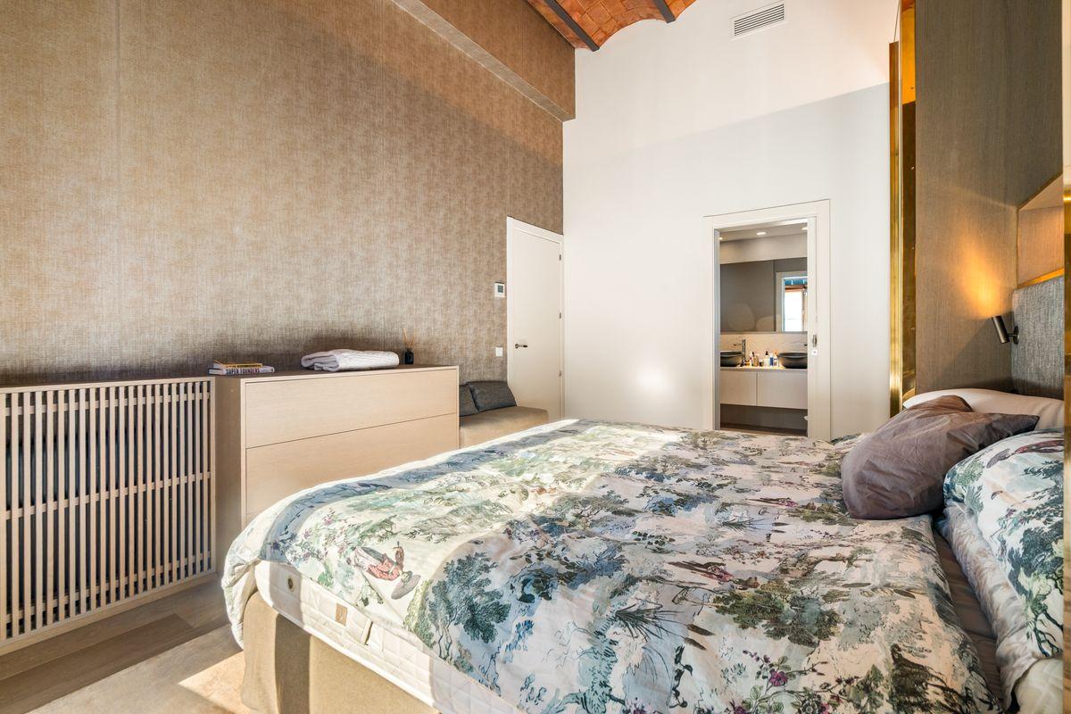 Piso en Venta en Carrer de Casp - 18