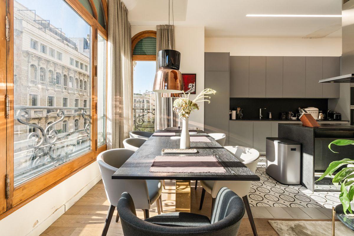 Piso en Venta en Carrer de Casp - 9