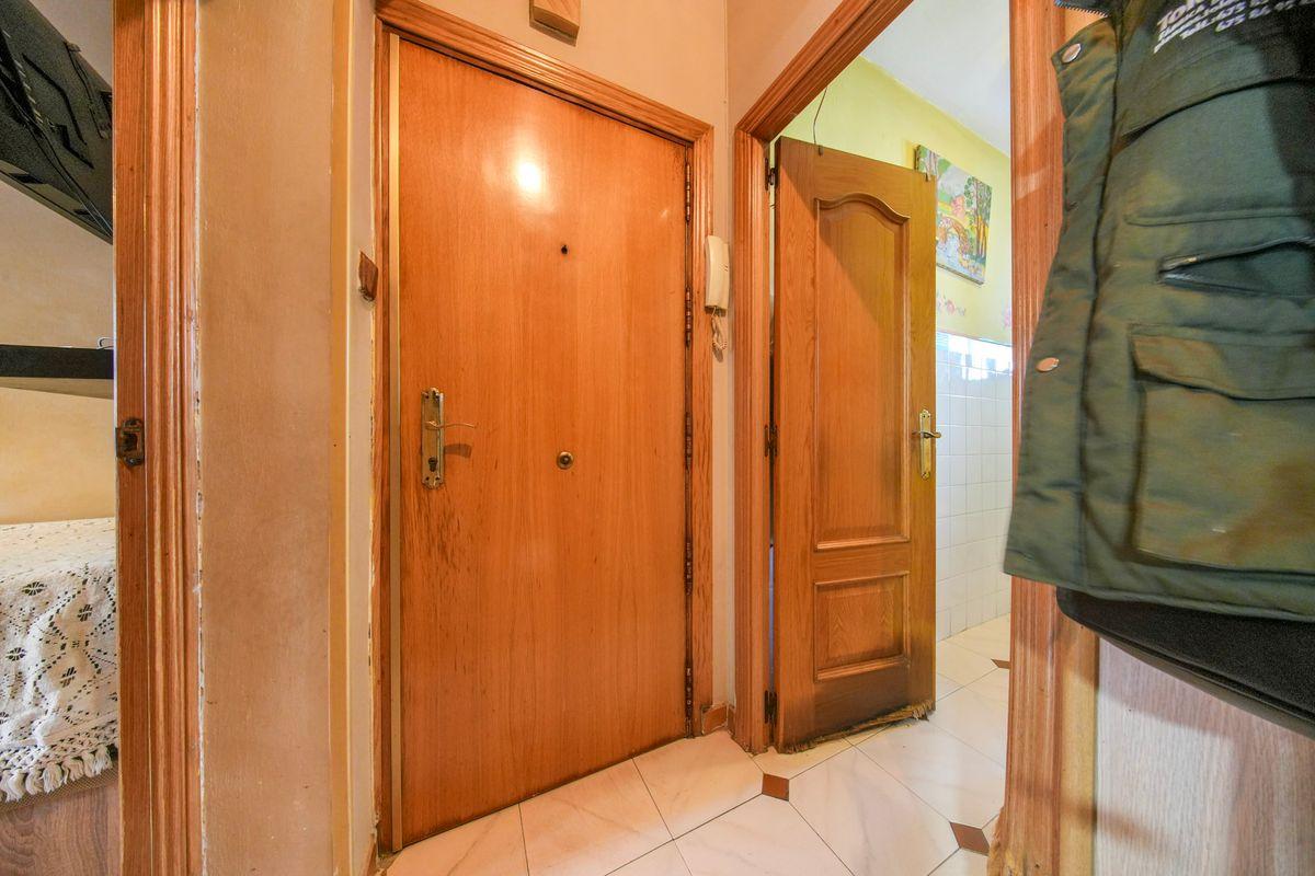 Piso en Venta en Calle Virgen del Rosario - 16