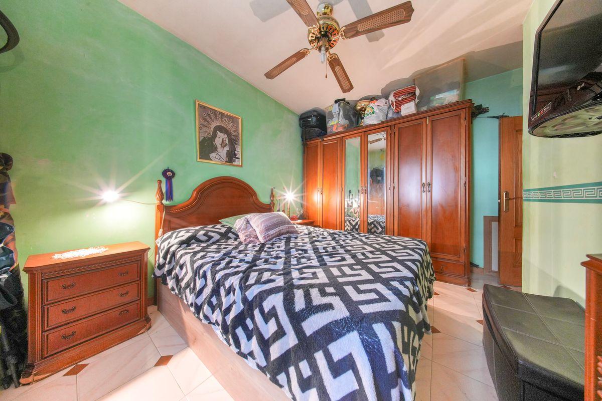 Piso en Venta en Calle Virgen del Rosario - 26