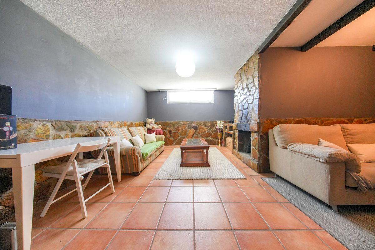 Casa en Venta en Serranillos del Valle - 35