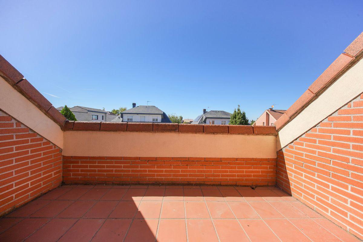 Casa en Venta en Serranillos del Valle - 58