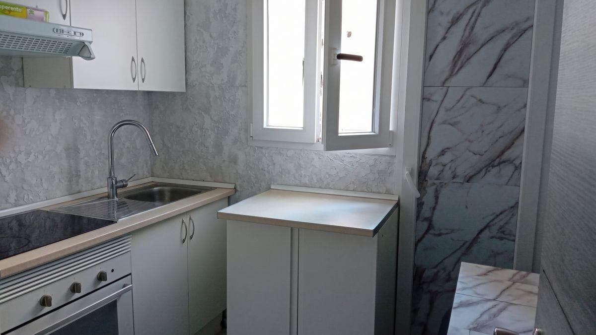 Piso en Venta en Carrer d'Antonio Aparisi - 2