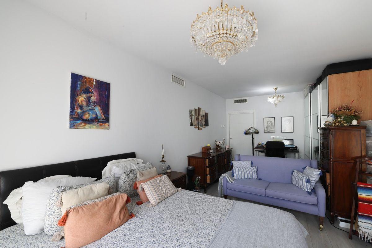 Duplex en Venta en Calle Miguel López de Legazpi - 13