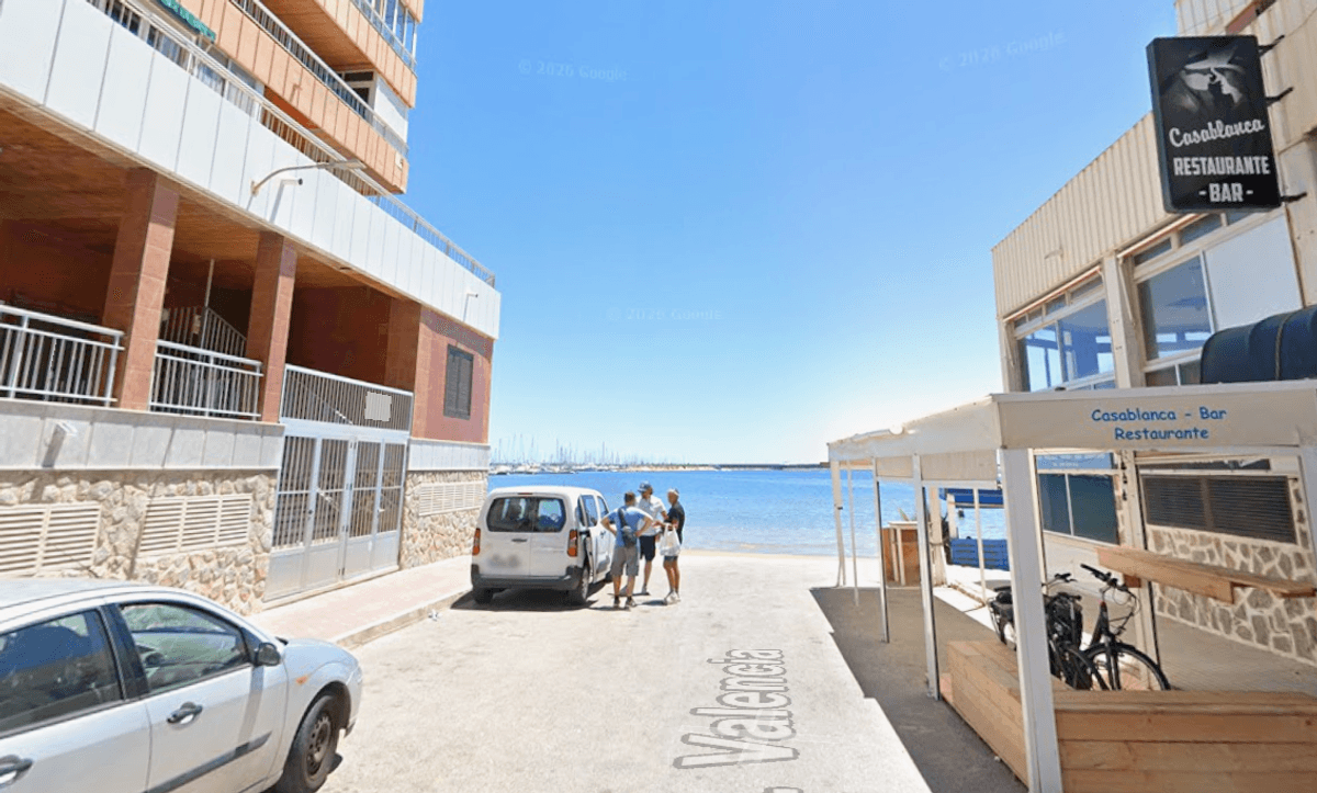 Local en Venta en Calle Valencia - 10