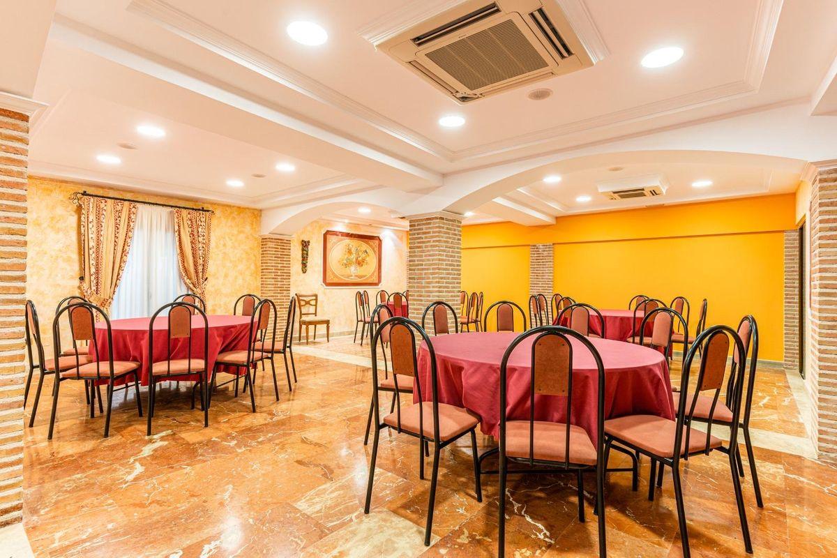 Edificio Comercial en Venta en Calle de la Encomienda - 9