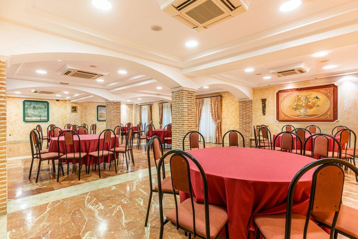 Edificio Comercial en Venta en Calle de la Encomienda - 7