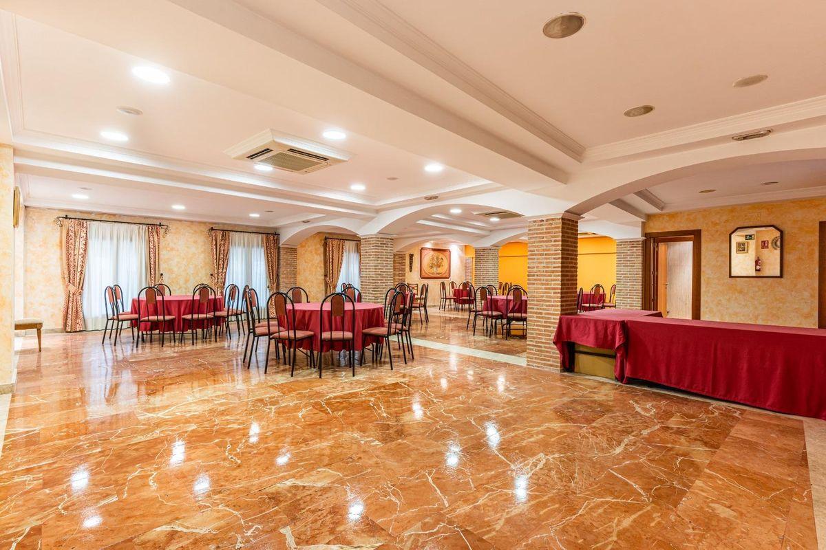 Edificio Comercial en Venta en Calle de la Encomienda - 8